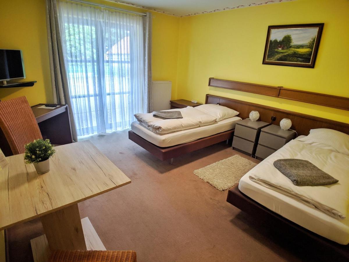Gastehaus Allergrund Hotel Wienhausen Buitenkant foto